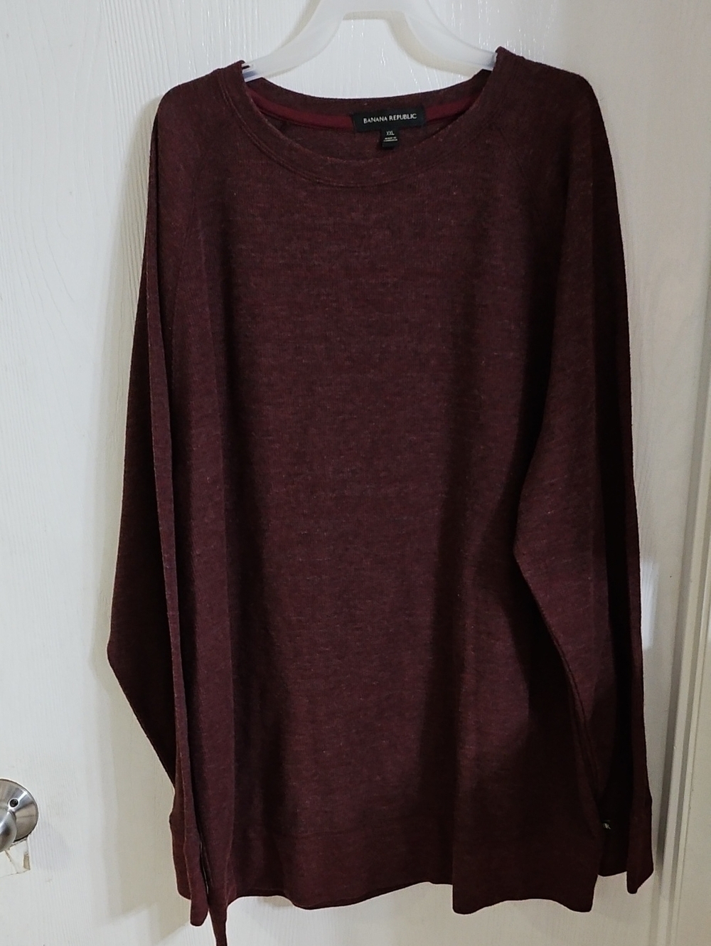 Banana Republic Men's Maroon Crewneck Sweater